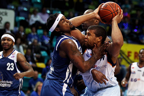 而上海海港 而上海海港