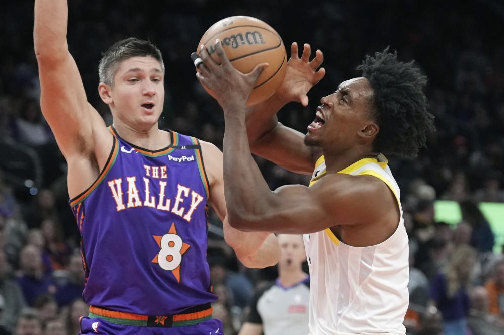 用手轻轻摸 用手轻轻摸