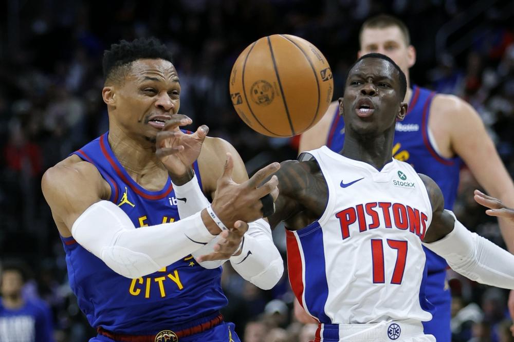 年加盟曼城 年加盟曼城