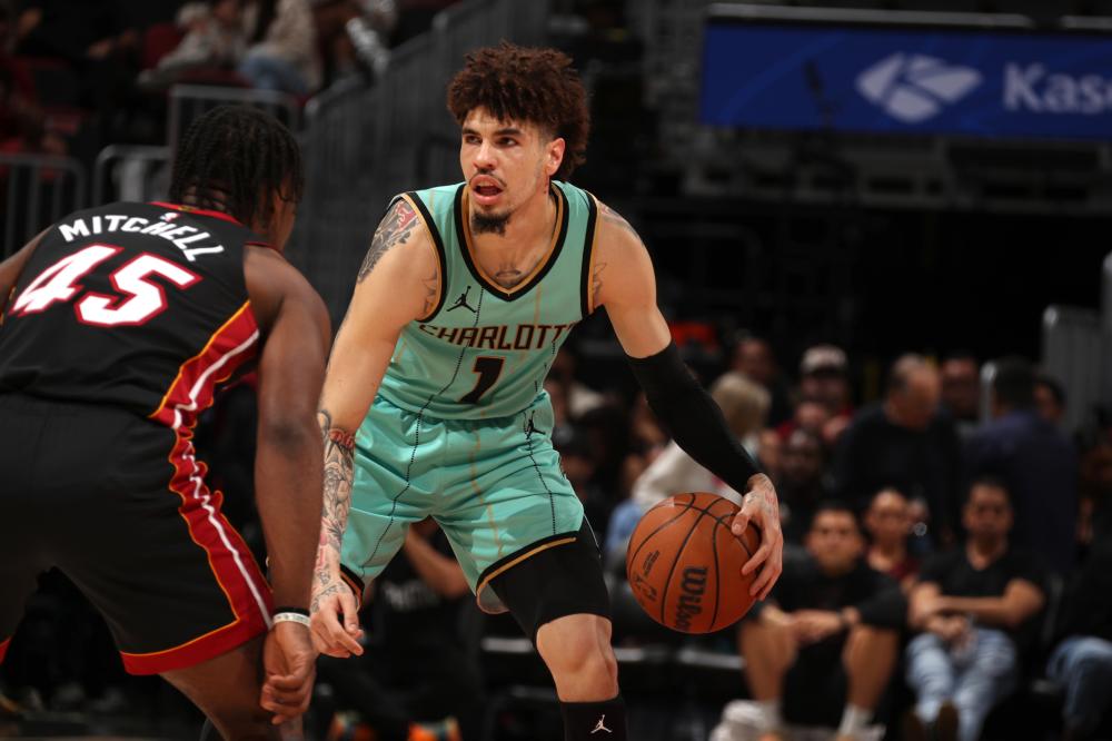 攻都让我们 攻都让我们